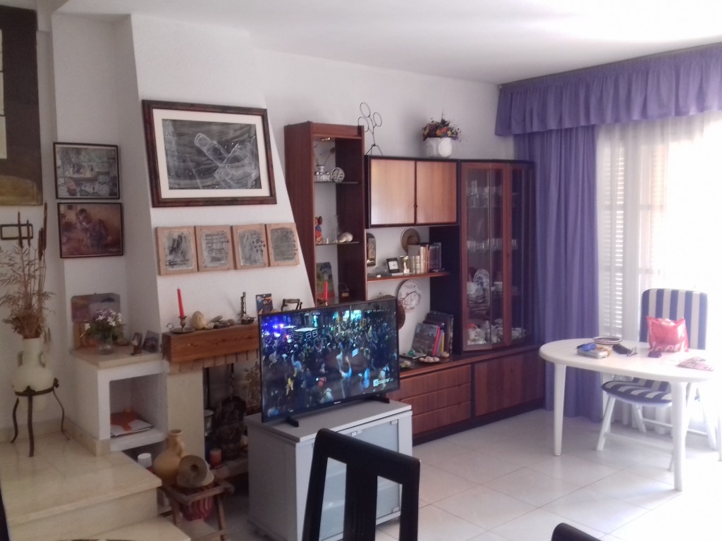 CASA PAREADA EN VENTA - CUBELLES • Fincas Casamar